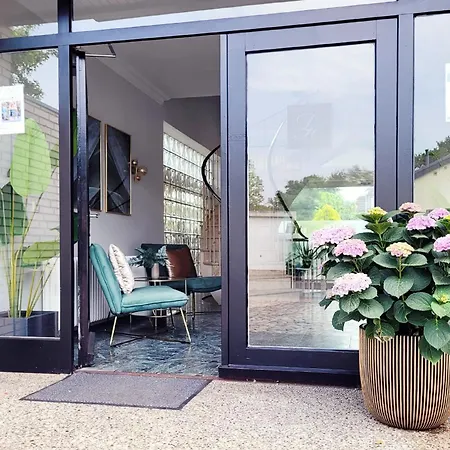 Apartment Haffkrug: Modern With Garden View And Terrace Scharbeutz