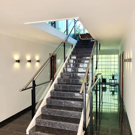 Haffkrug: Modern With Garden View And Terrace *