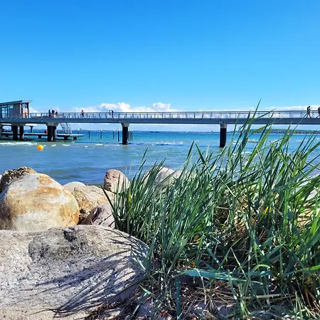 Moderne Mit Sonnenterrasse & Gartenblick - Strandnah Und Hohem Schlafkomfort *