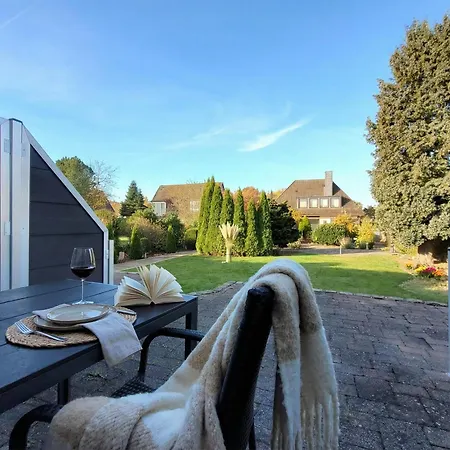 Haffkrug: Modern With Garden View And Terrace * Scharbeutz